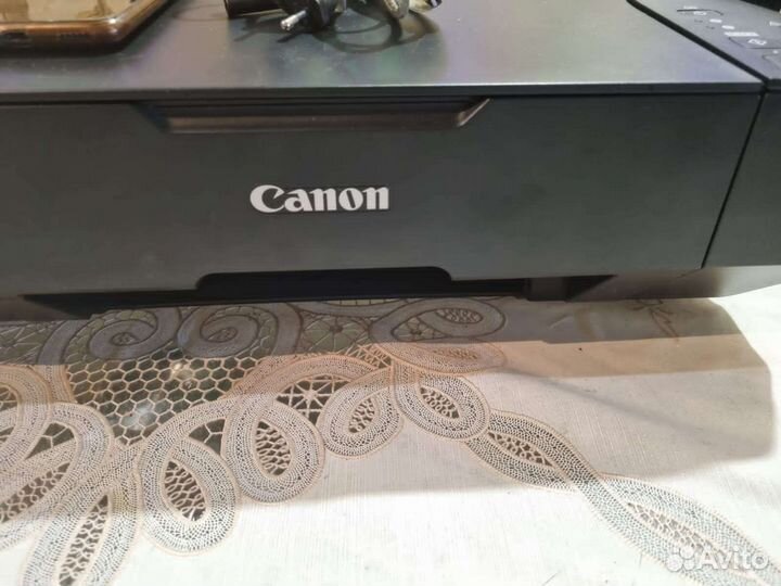 Цветной струйный принтер canon
