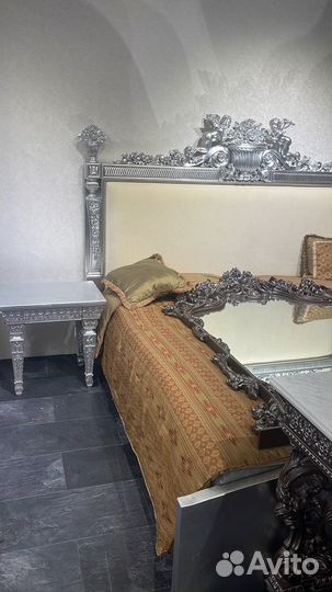 Комплект массив поталь ручная резьба италия