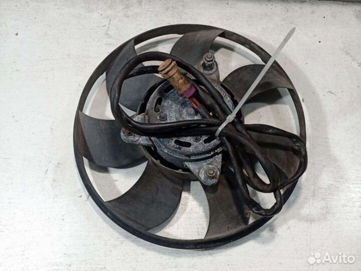 Вентилятор радиатора Volkswagen Passat B5 1.9L