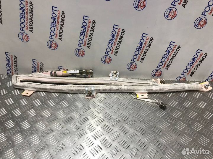 Шторка безопасности Volkswagen Passat CC