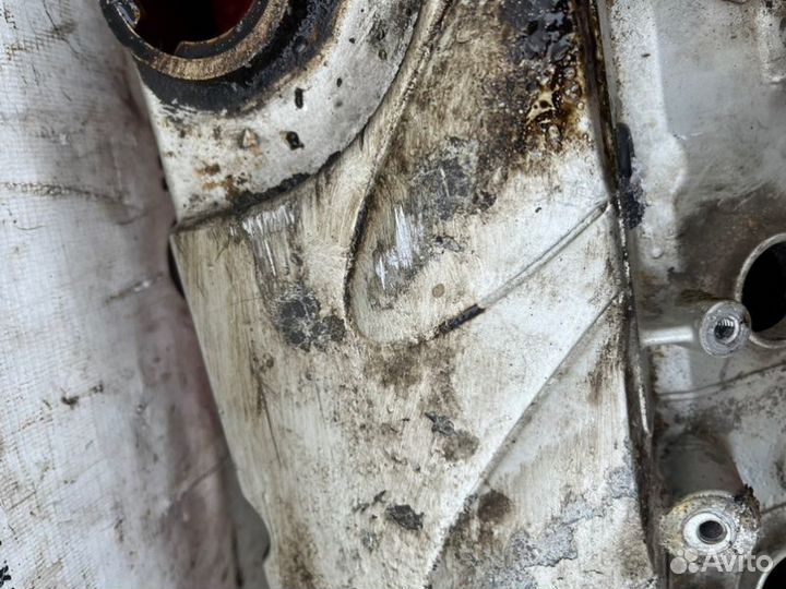 Крышка головки блока Mitsubishi Outlander 4G69