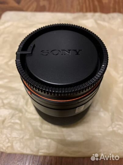 Объектив sony DT18-70mm F3.5-5.5 в упаковке