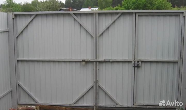 Распашные ворота с подушкой