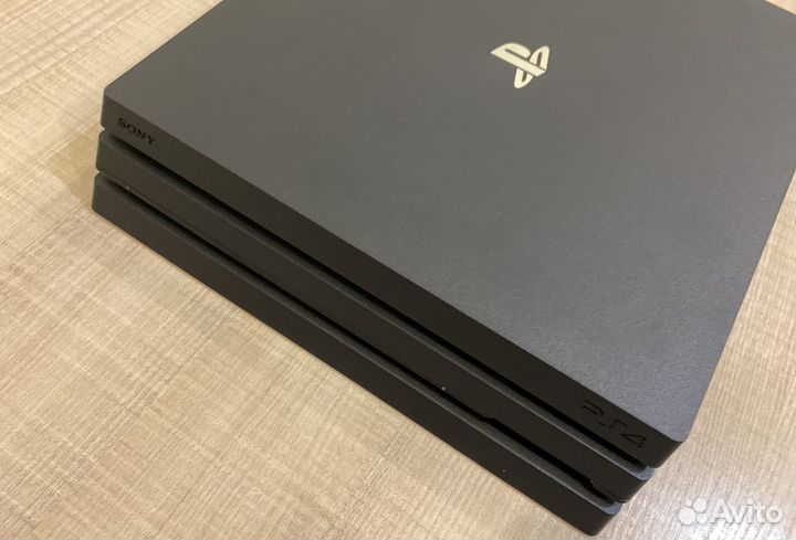 Sony playstation 4 pro 1tb