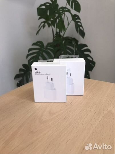 Адаптер питания Apple USB-C 20W Оригинал