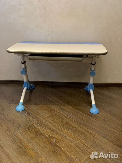 Растущая парта стол