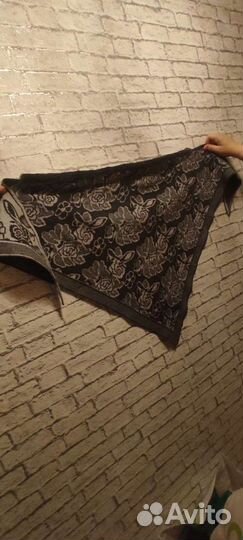 Зимний платок с мехом