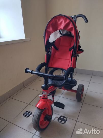 Детский 3х колесный велосипед с ручкой FamilyTrike