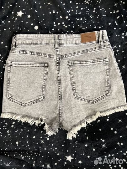 Джинсовые шорты