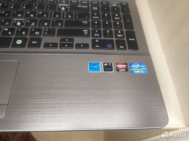 Samsung NP510R5E (i5-3230M/ vram: 2Gb/ озу: 2Gb)