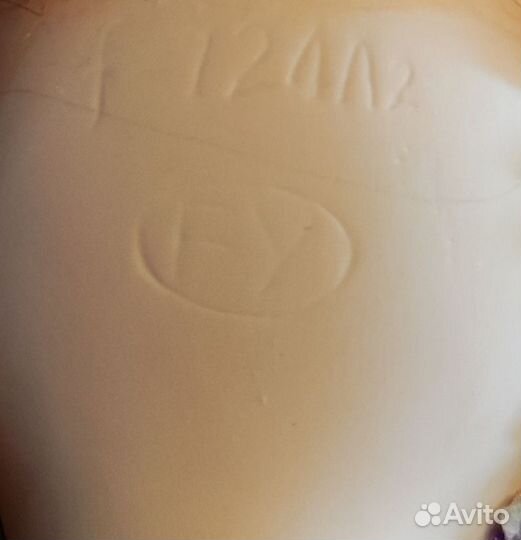 Кукла фарфоровая коллекционная