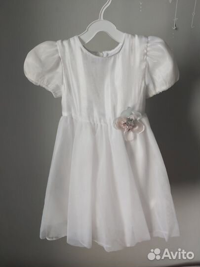 Праздничное платье для девочки 104 110