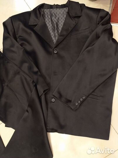 Мужской классический костюм