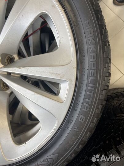 Nokian Tyres Hakkapeliitta 8 245/40 R18