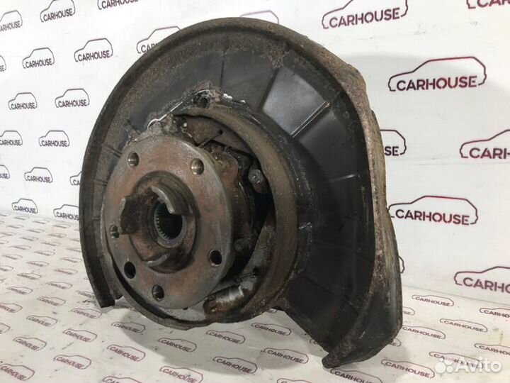 Кулак поворотный задний левый Volkswagen Touareg