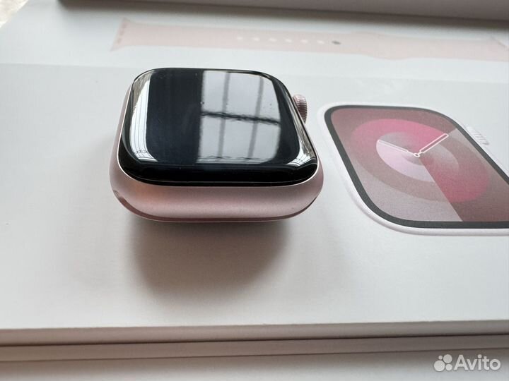 Apple Watch Series 9 41mm pink