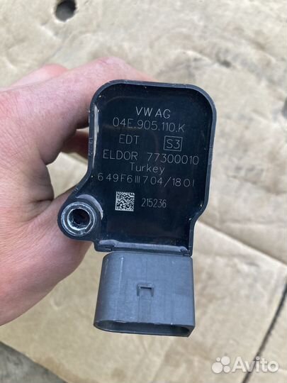 Катушка зажигания VAG 04E905110K Audi, VW