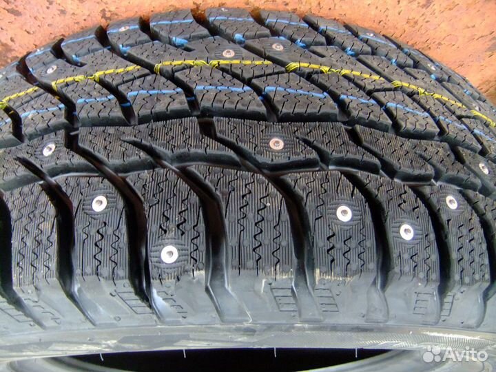 Viatti Bosco Nordico V-523 205/75 R15 97T