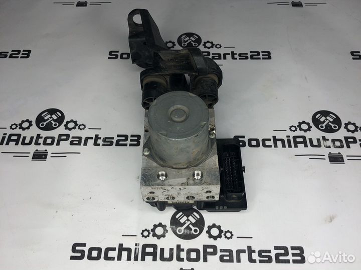 Блок ABS ESP Mercedes e class w212