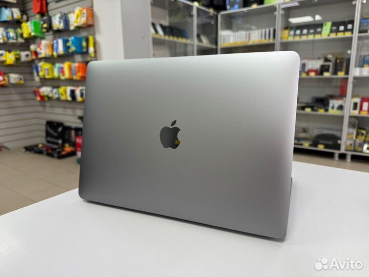 Ноутбук Apple MacBook Air 13 M1/8/256gb