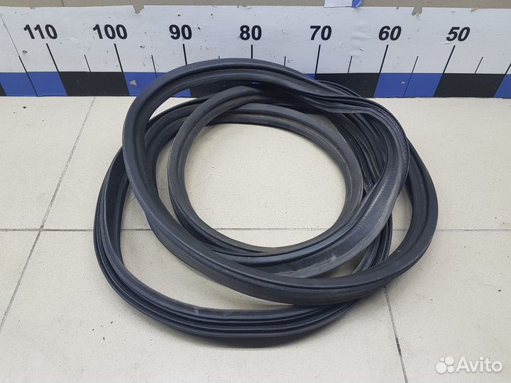 Уплотнитель багажника 4007 2008-2013