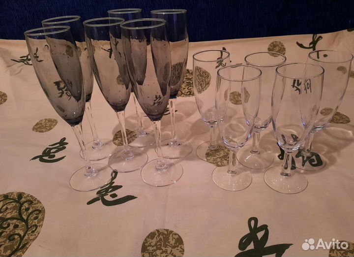 Ложка, лопатка для торта, стопка, бокалы