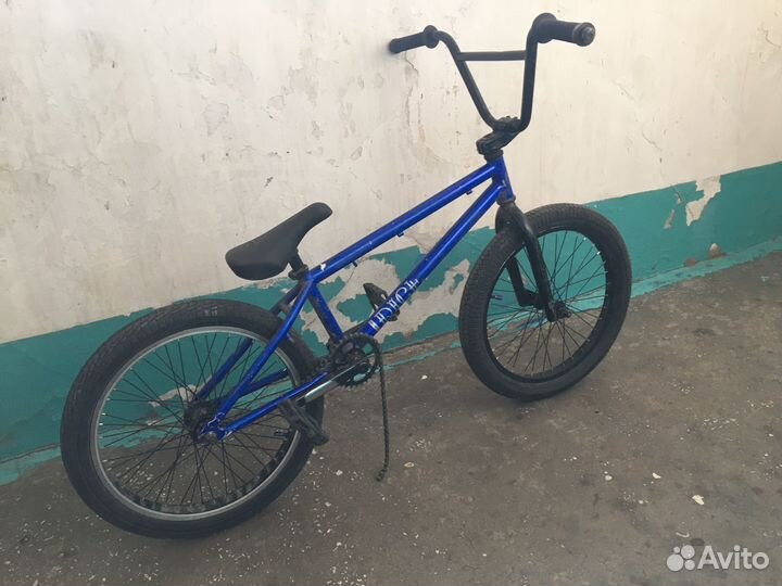 Трюковой велосипед bmx