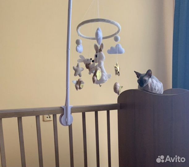 Мобиль на детскую кроватку