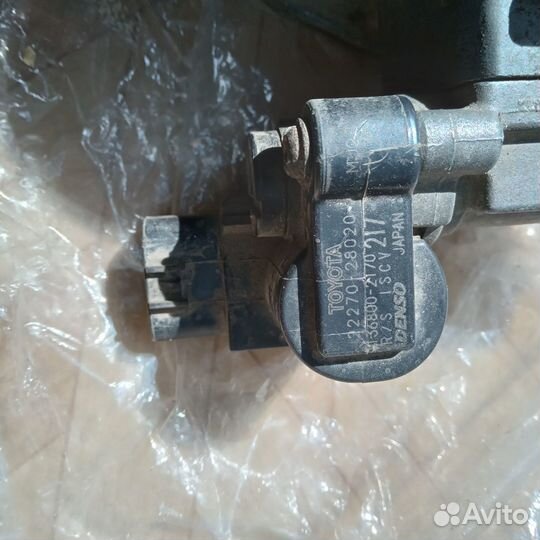 Дроссельная заслонка Toyota Ipsum ACM21