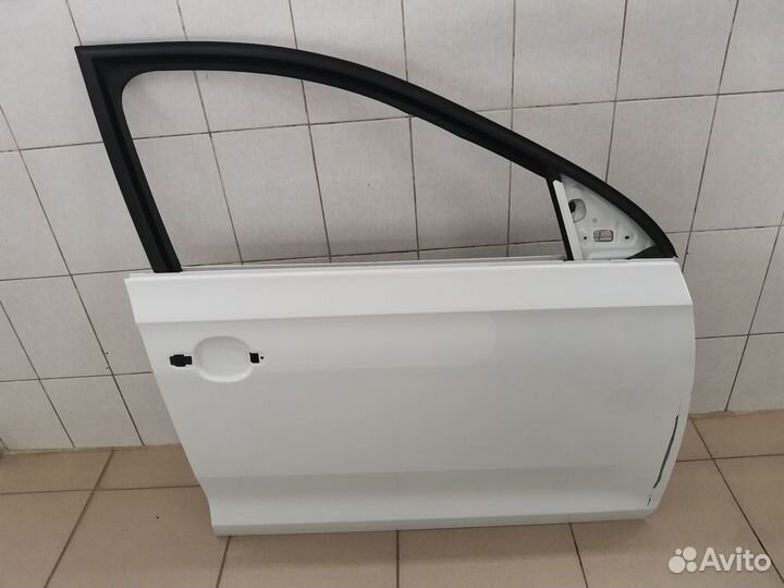 Дверь передняя правая Skoda Rapid 2, VW Polo 6
