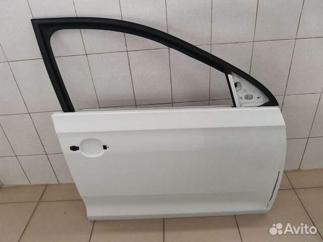 Дверь передняя правая Skoda Rapid 2, VW Polo 6