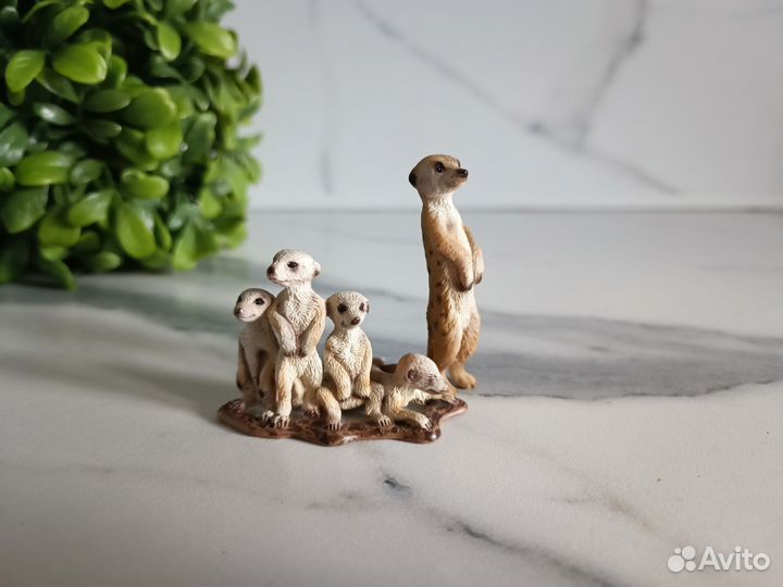 Фигурки Schleich сурикаты