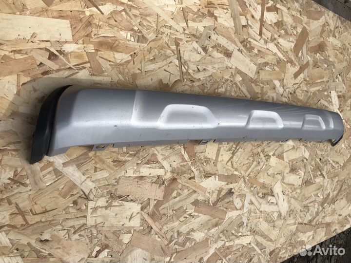 Накладка переднего бампера Subaru Forester 5 SK