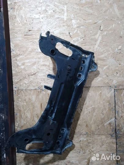 Подрамник Ford Fusion Форд Фьюжен