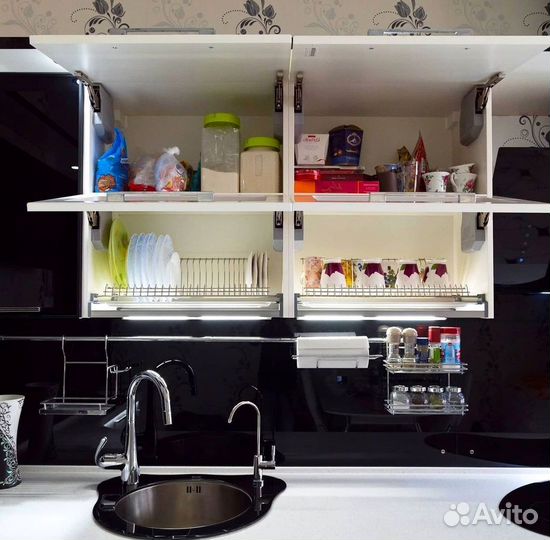 Угловая кухня с мдф фасадами