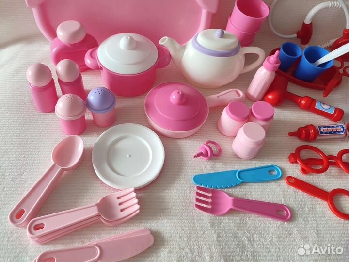 Набор Игра в доктора и набор Посуды Полесье