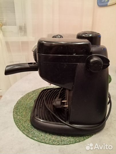 Кофемашина delonghi рожковая