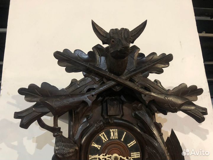 Настенные часы с кукушкой