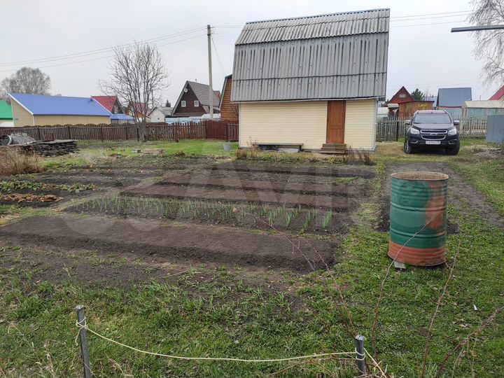 Дача 42 м² на участке 10 сот.