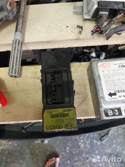 Блок управления двигателем Киа рио 1