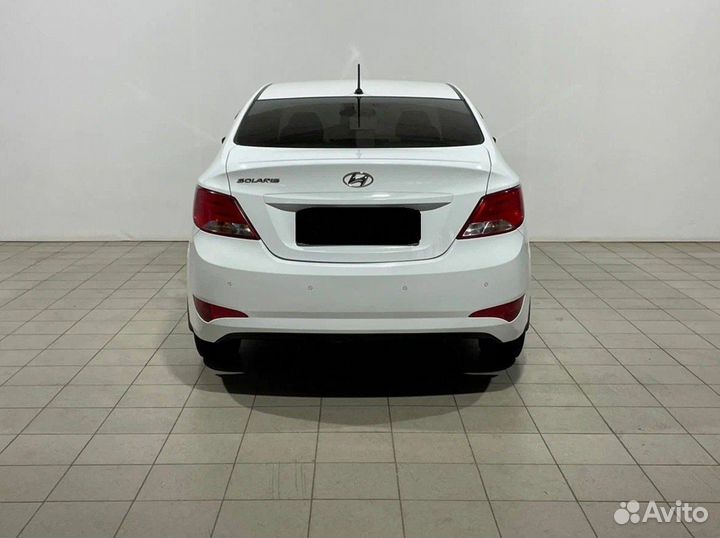 Hyundai Solaris 1.6 AT, 2016, 180 000 км