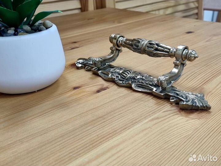 Декоративная дверная ручка «орнамент»