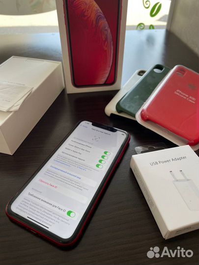 Телефон iPhone XR 128Gb RED