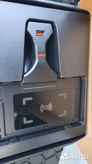 Беспроводное зарядное устройство QI для BMW X4G02