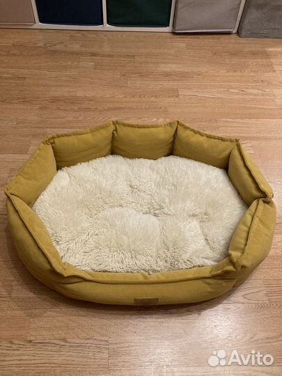 Лежанка для собак и кошек