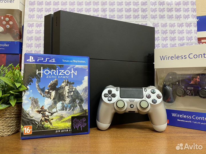 Sony PlayStation 4 + 50 игр + 2 геймпада