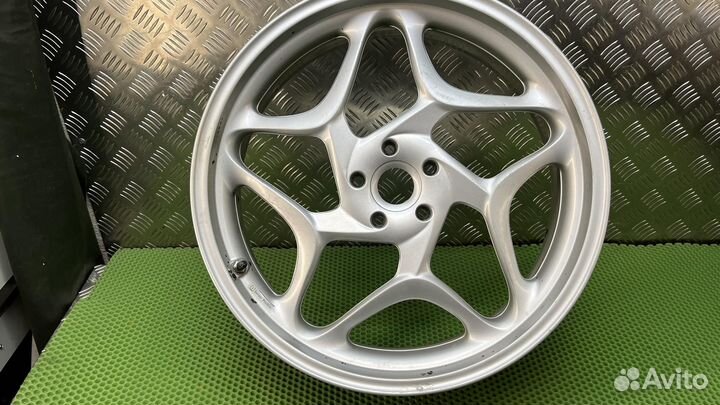 Заднее колесо Silber 5,50X17 k71 BMW