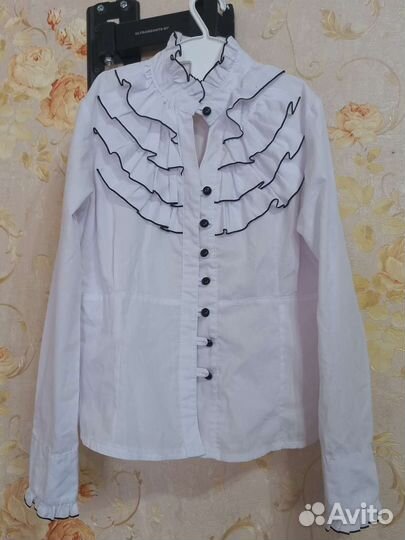 Школьная форма (блузка) рост 128-134 см