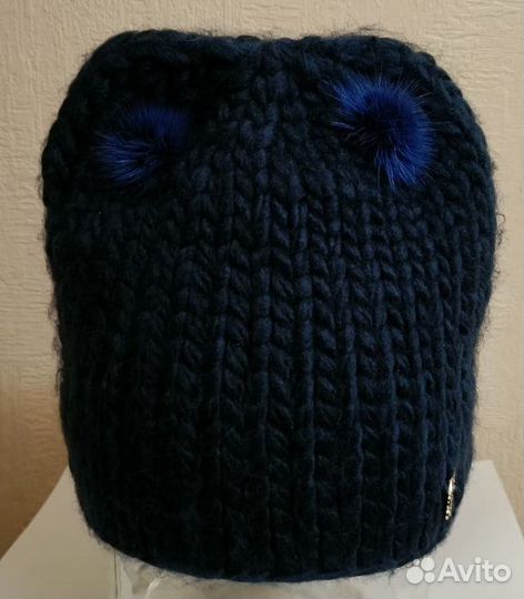 Шапка женская вязаная объемная