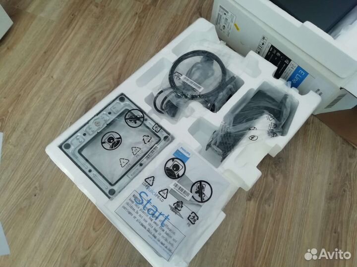 Philips 241E2FD IPS 23.8